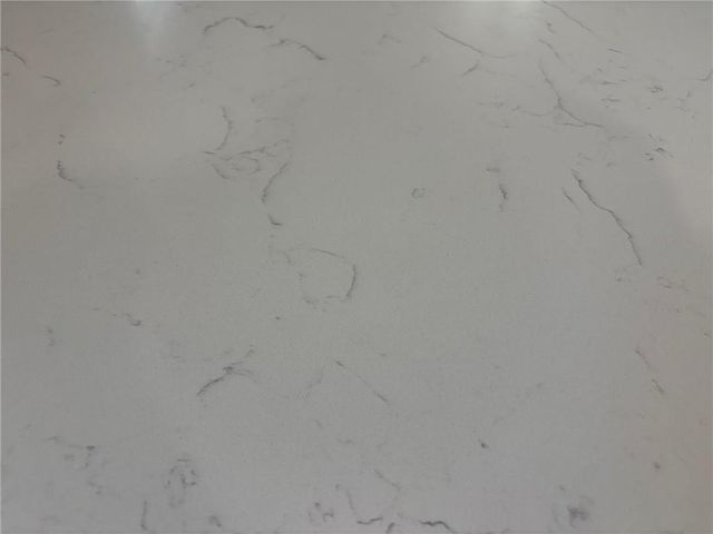 4909 S Creek Woods Drive, St Joseph, MO 64507