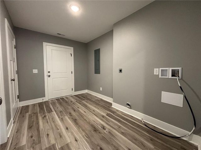 4909 S Creek Woods Drive, St Joseph, MO 64507