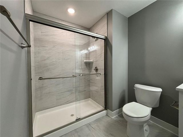 4909 S Creek Woods Drive, St Joseph, MO 64507