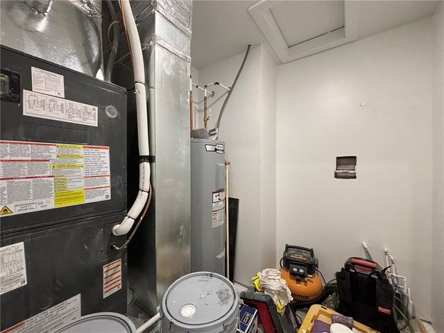 4909 S Creek Woods Drive, St Joseph, MO 64507