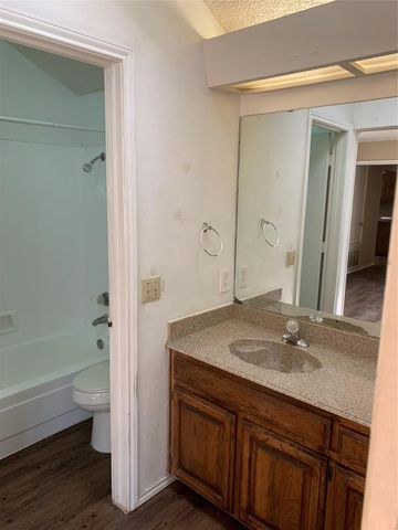 11826 Garden Terrace Drive, Dallas, TX 75243