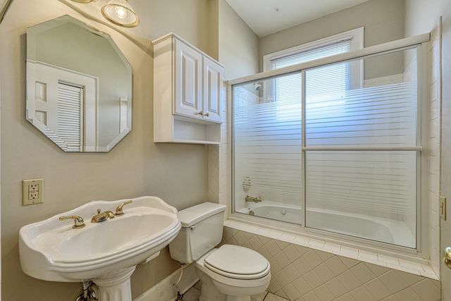 120 Connecticut Avenue, Spartanburg, SC 29306