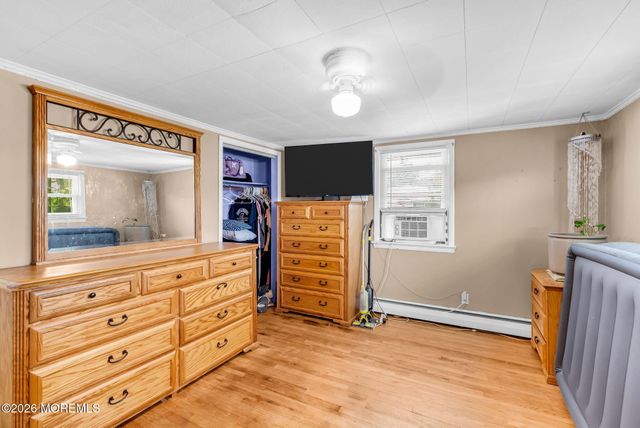 1137 Roe Avenue, Point Pleasant, NJ 08742