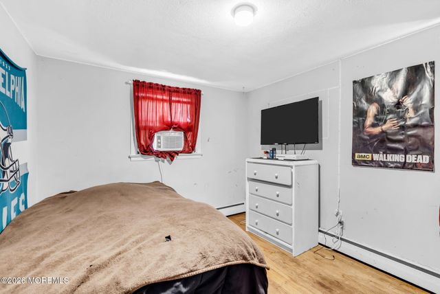 1137 Roe Avenue, Point Pleasant, NJ 08742