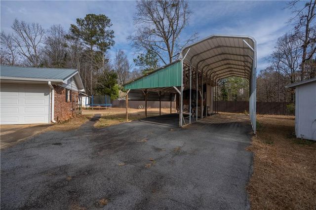 3318 Springdale Forrest Circle, Gainesville, GA 30506
