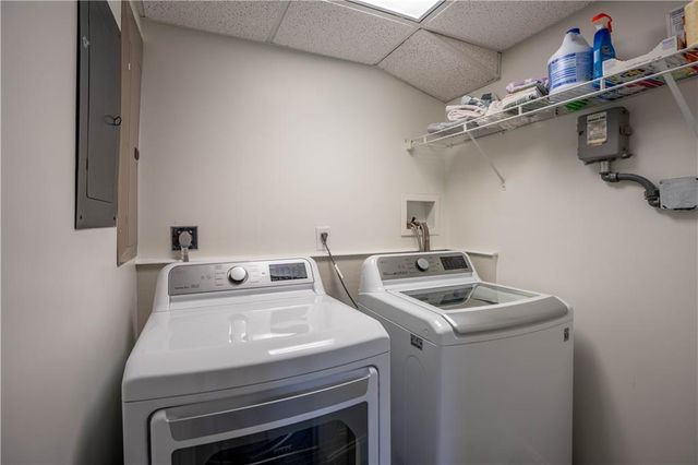 3318 Springdale Forrest Circle, Gainesville, GA 30506