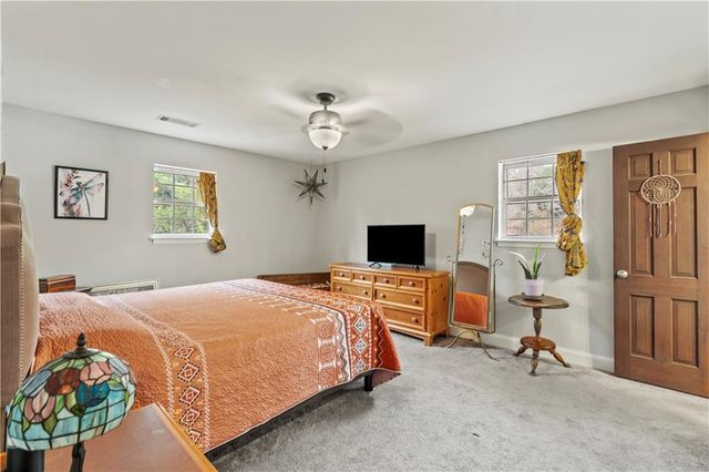 3318 Springdale Forrest Circle, Gainesville, GA 30506