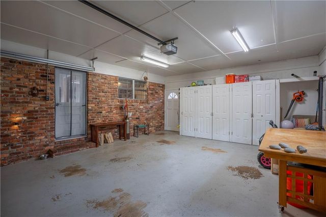 3318 Springdale Forrest Circle, Gainesville, GA 30506