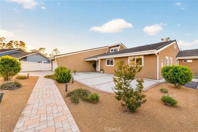 29510 Avenida Del Sol, Temecula, CA 92591