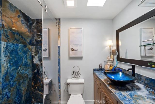 833 Ocean Avenue 304, Santa Monica, CA 90403