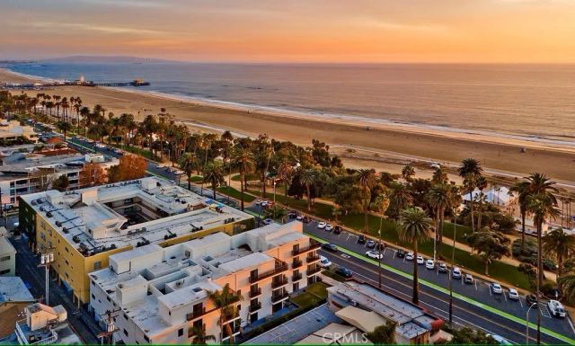 833 Ocean Avenue 304, Santa Monica, CA 90403