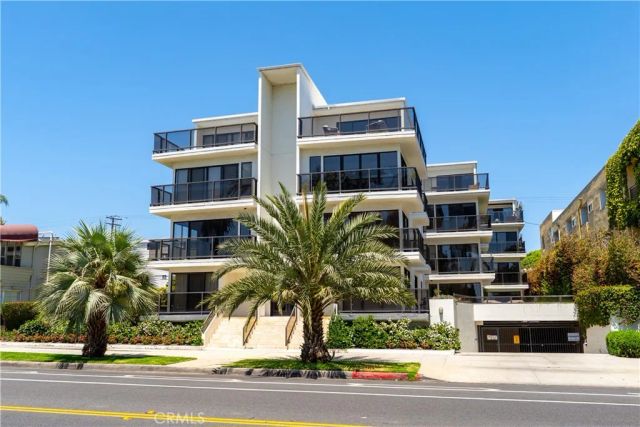 833 Ocean Avenue 304, Santa Monica, CA 90403