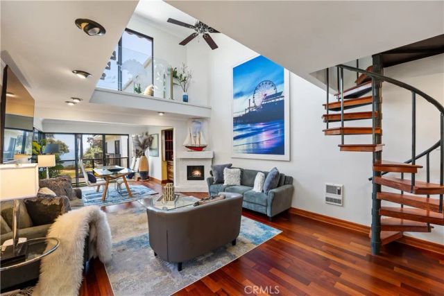 833 Ocean Avenue 304, Santa Monica, CA 90403