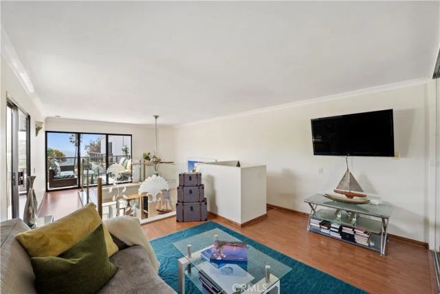 833 Ocean Avenue 304, Santa Monica, CA 90403