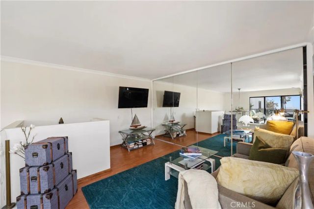 833 Ocean Avenue 304, Santa Monica, CA 90403