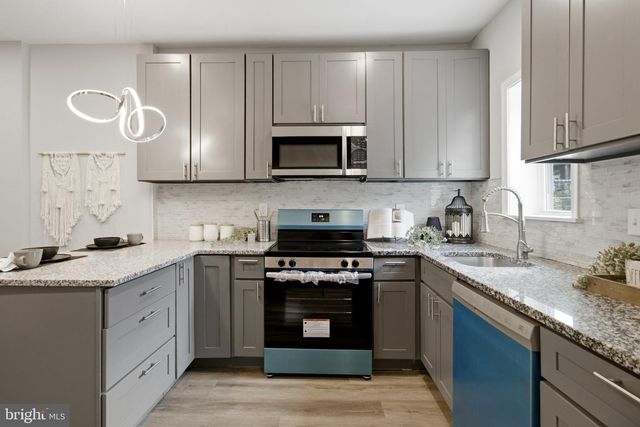 814 N ROSE ST, Baltimore, MD 21205