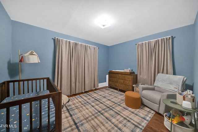 513 Granada Pvt Court, Kingsport, TN 37660