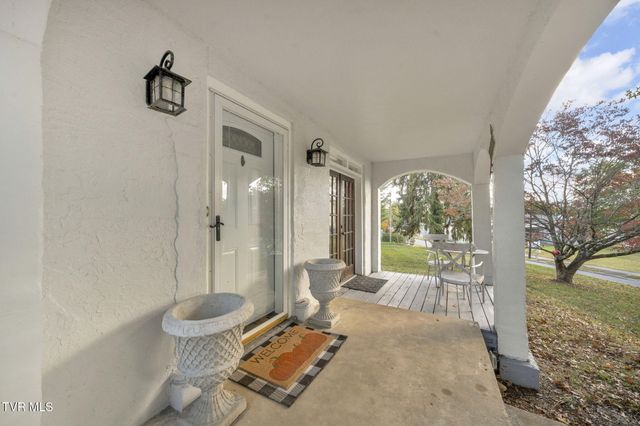 513 Granada Pvt Court, Kingsport, TN 37660