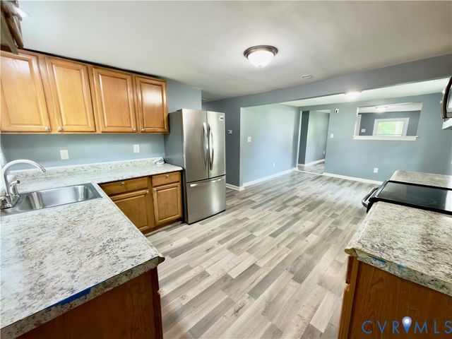 1005 Chestnut St, Petersburg, VA 23803
