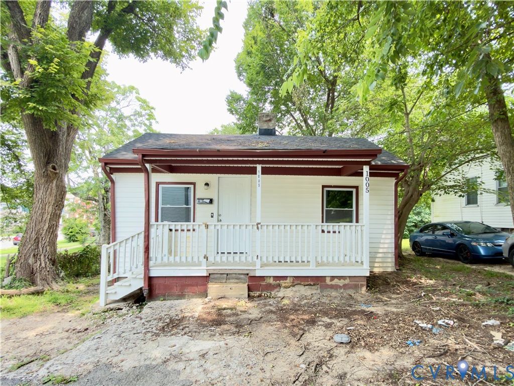 1005 Chestnut St, Petersburg, VA 23803
