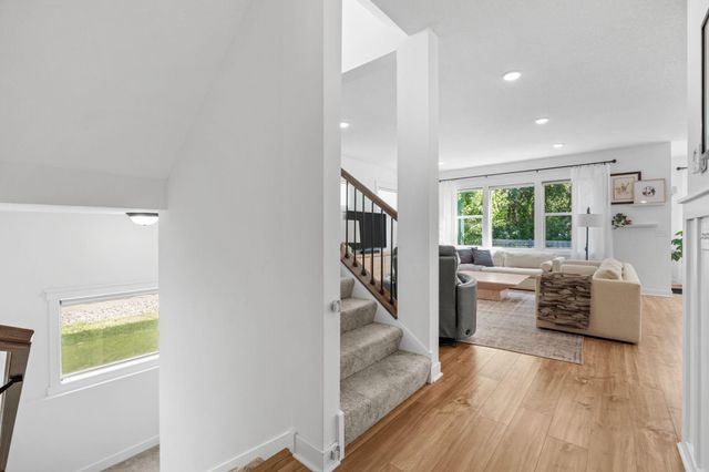 15 Harrison Avenue S, Hopkins, MN 55343