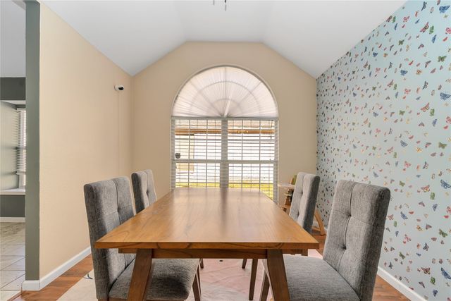 2536 Briarcrest Drive, Burleson, TX 76028