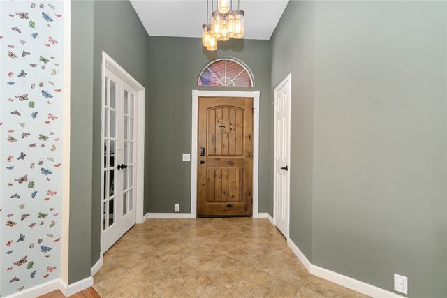 2536 Briarcrest Drive, Burleson, TX 76028