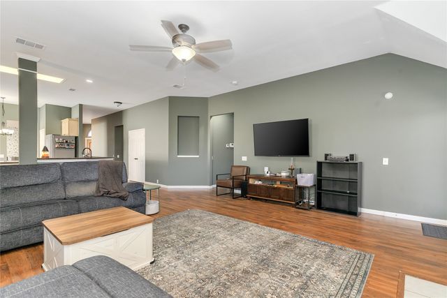 2536 Briarcrest Drive, Burleson, TX 76028