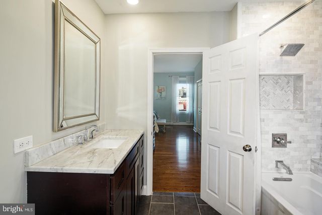 2918 CAMBRIDGE ST, Philadelphia, PA 19130