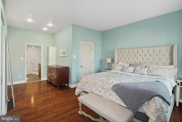 2918 CAMBRIDGE ST, Philadelphia, PA 19130