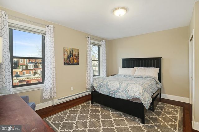 2918 CAMBRIDGE ST, Philadelphia, PA 19130