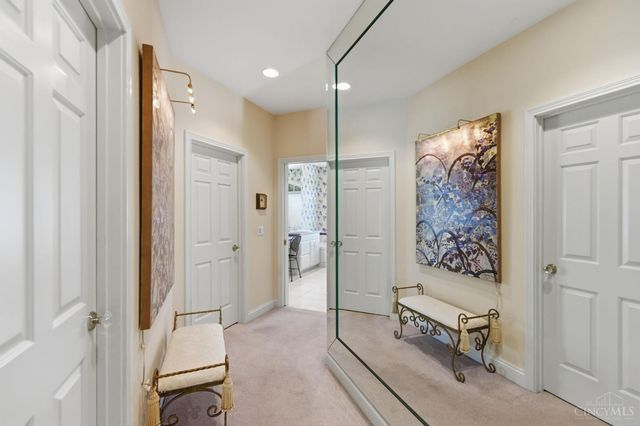 11 Camargo Canyon Drive, Madeira, OH 45243