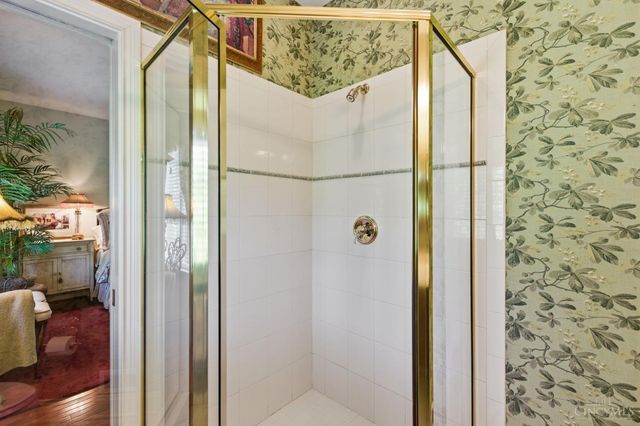 11 Camargo Canyon Drive, Madeira, OH 45243