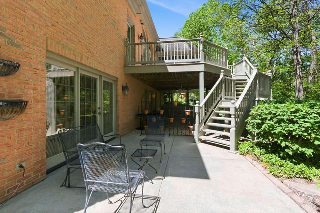 11 Camargo Canyon Drive, Madeira, OH 45243