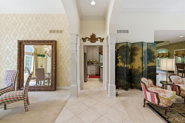 11 Camargo Canyon Drive, Madeira, OH 45243