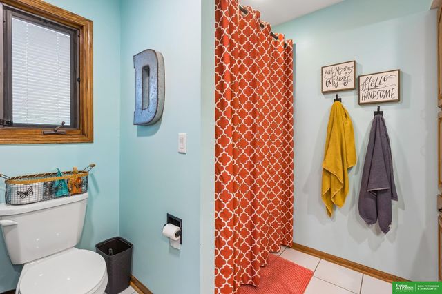 2711 Eagle Drive, Fremont, NE 68025