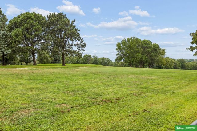 2711 Eagle Drive, Fremont, NE 68025