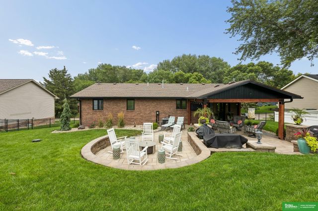 2711 Eagle Drive, Fremont, NE 68025
