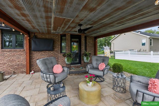 2711 Eagle Drive, Fremont, NE 68025