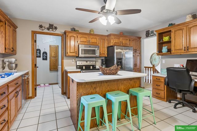 2711 Eagle Drive, Fremont, NE 68025