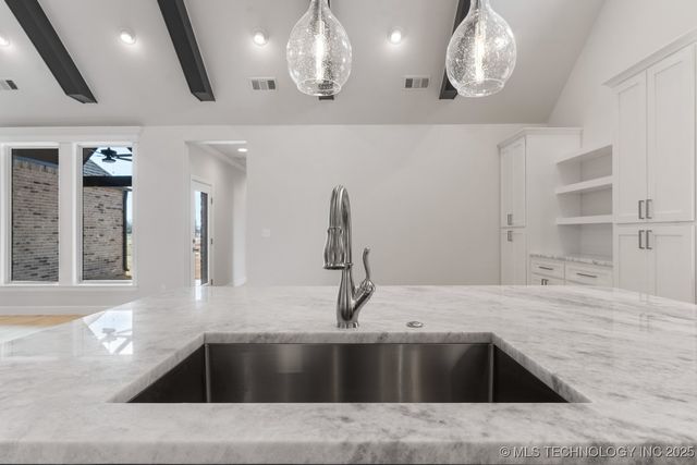 2707 W South Park Place, Broken Arrow, OK 74012