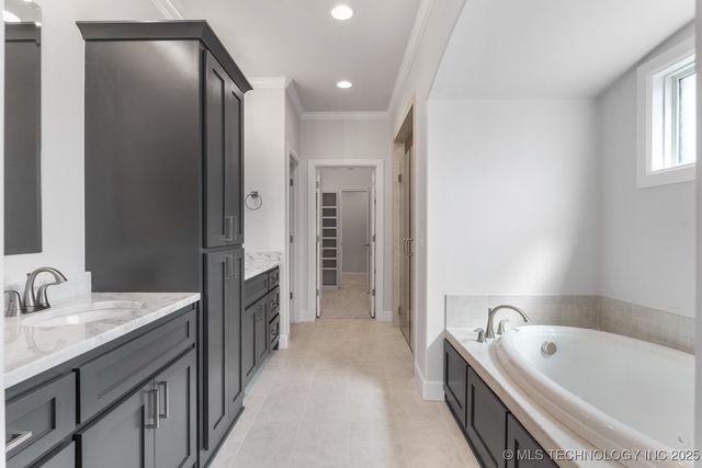 2707 W South Park Place, Broken Arrow, OK 74012