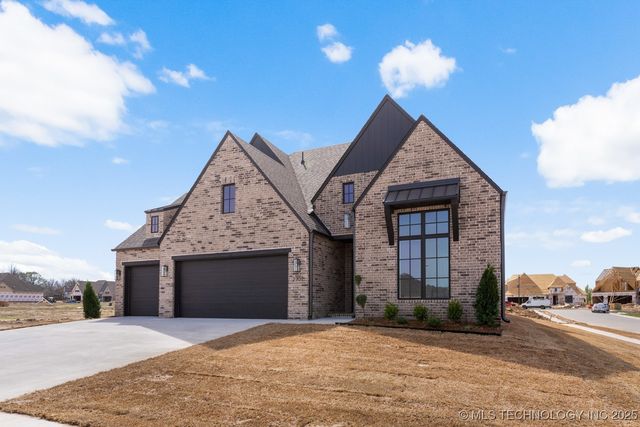 2707 W South Park Place, Broken Arrow, OK 74012
