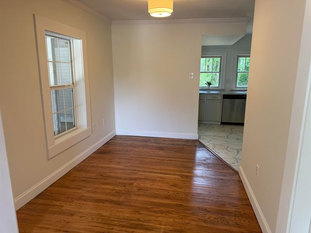 255 WOODLAWN PL, Selmer, TN 38375