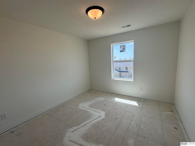 21433 Y Street, Elkhorn, NE 68022