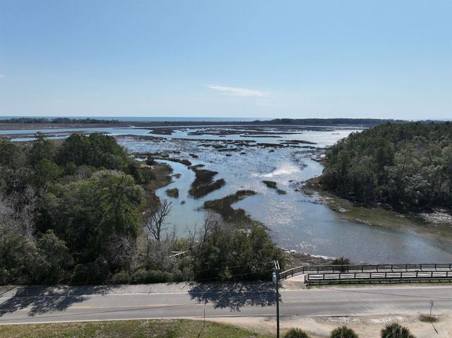 137 Pinnacle Dr., Murrells Inlet, SC 29576