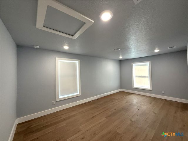 108 W Anderson Avenue, Killeen, TX 76541