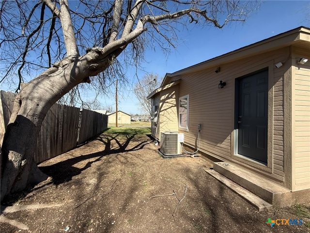 108 W Anderson Avenue, Killeen, TX 76541