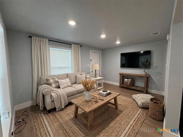 108 W Anderson Avenue, Killeen, TX 76541