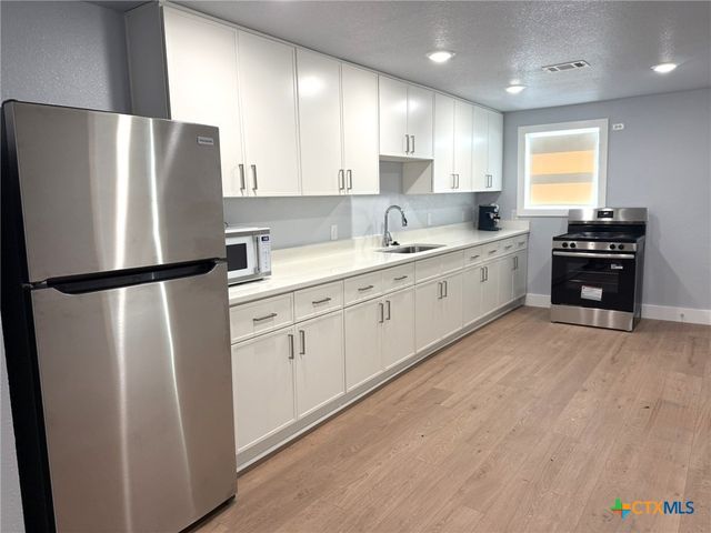 108 W Anderson Avenue, Killeen, TX 76541